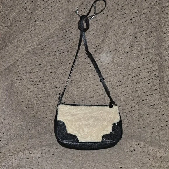 COACH-Rhyder-Shearling Black Leather-36490-Crossbody-Bag Charm-Near Mint - Picture 3 of 8